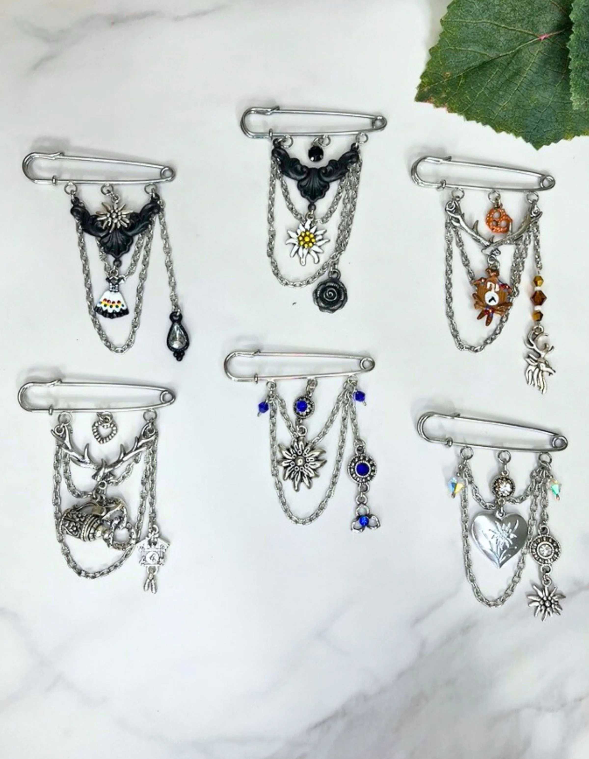 Bavarian Broaches