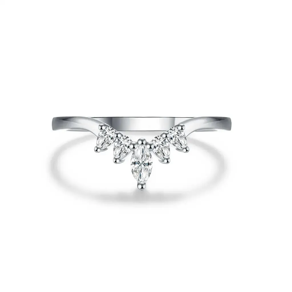 Chloe's Tiara Band