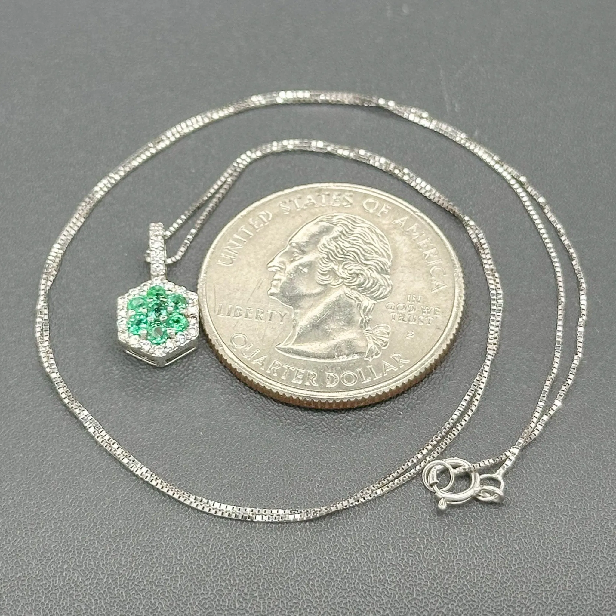 Estate 14K W Gold 0.15ctw Emerald & 0.10ctw SI1/H Diamond Hexagon Pendant