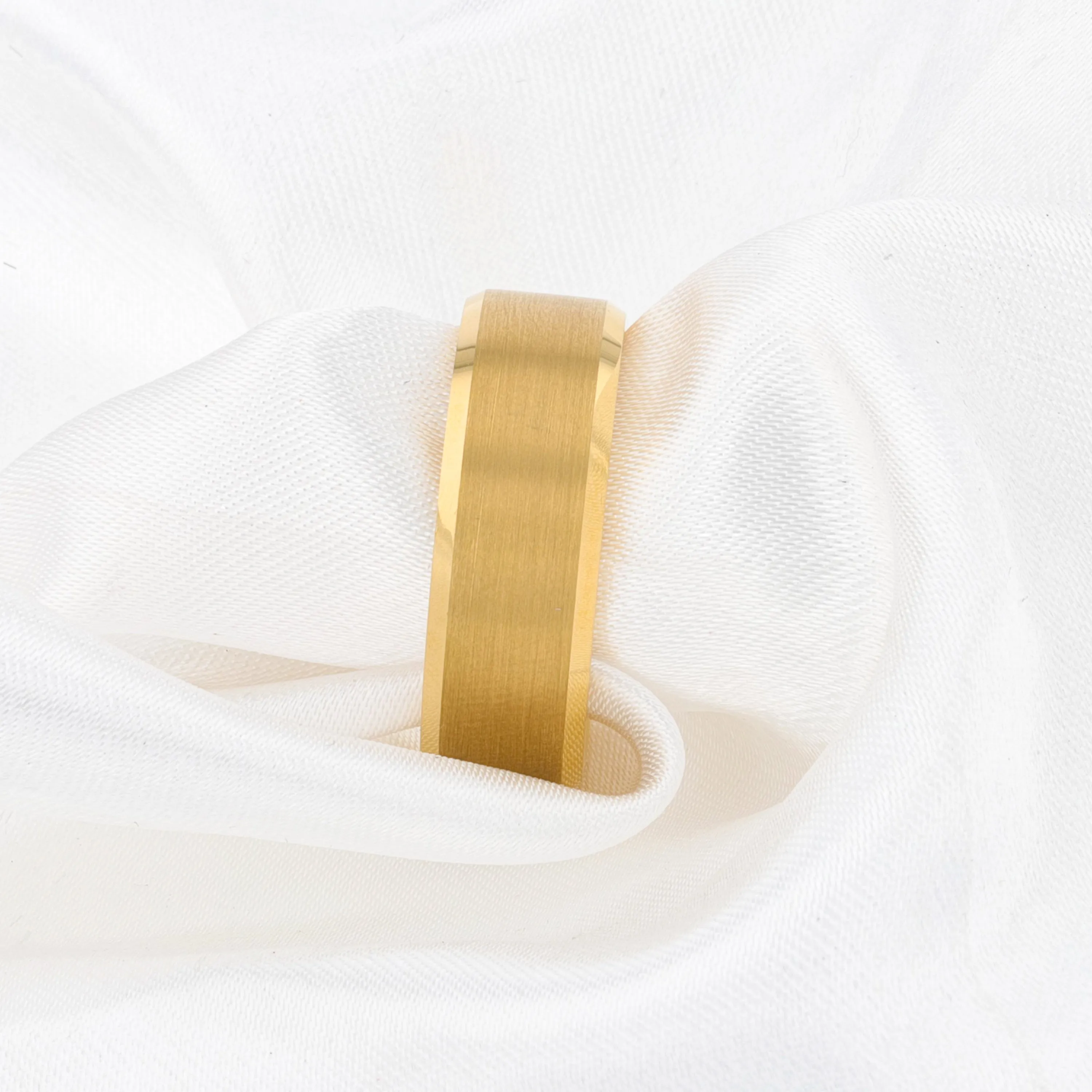 HONOR Gold-Plated Tungsten Beveled Polished Edges Flat Ring with Brushed Center - 6mm & 8mm