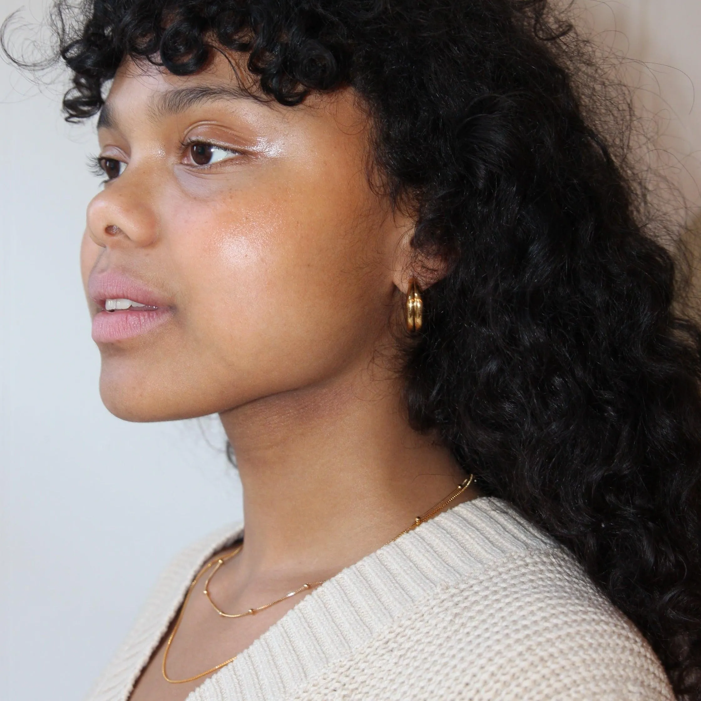 THE HARLOW HOOP MEDIUM - 18k gold plated